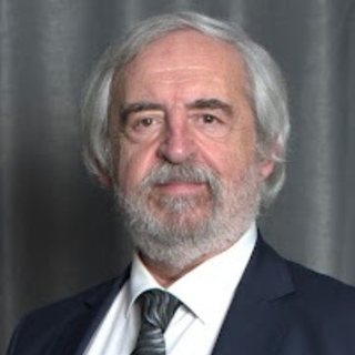 Лъчезар Аврамов